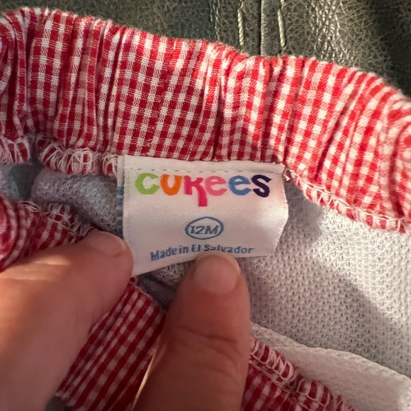 Darling Boys Smocked Swim Trunks by Cukees. - Picture 3 of 3